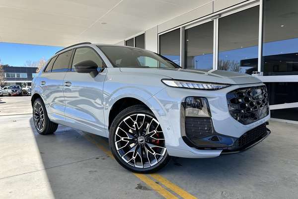 2026 Audi Q3 TFSI 195kW FJ