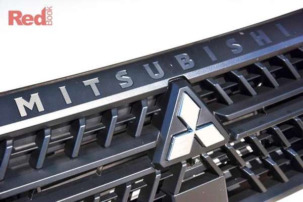2026 Mitsubishi Triton GLX-R MV 4X4 thumb-10