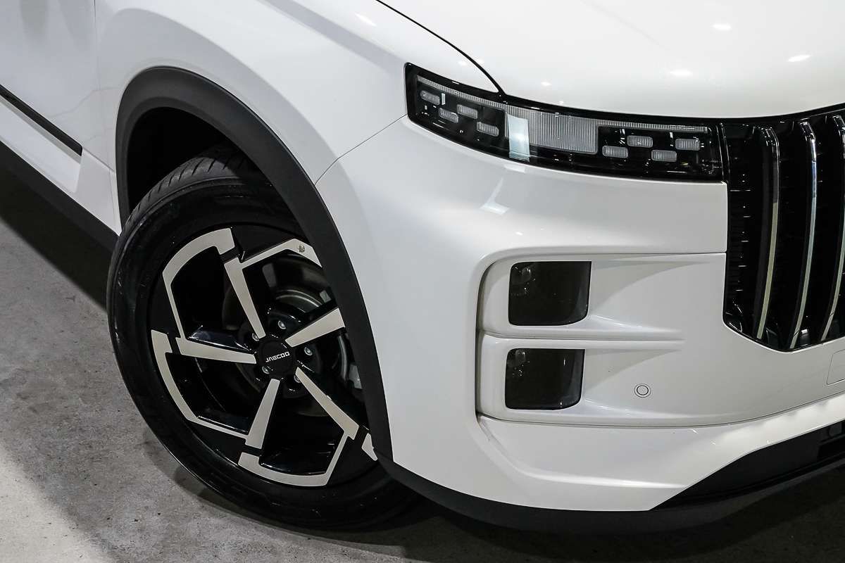 2025 OMODA JAECOO J7 Track