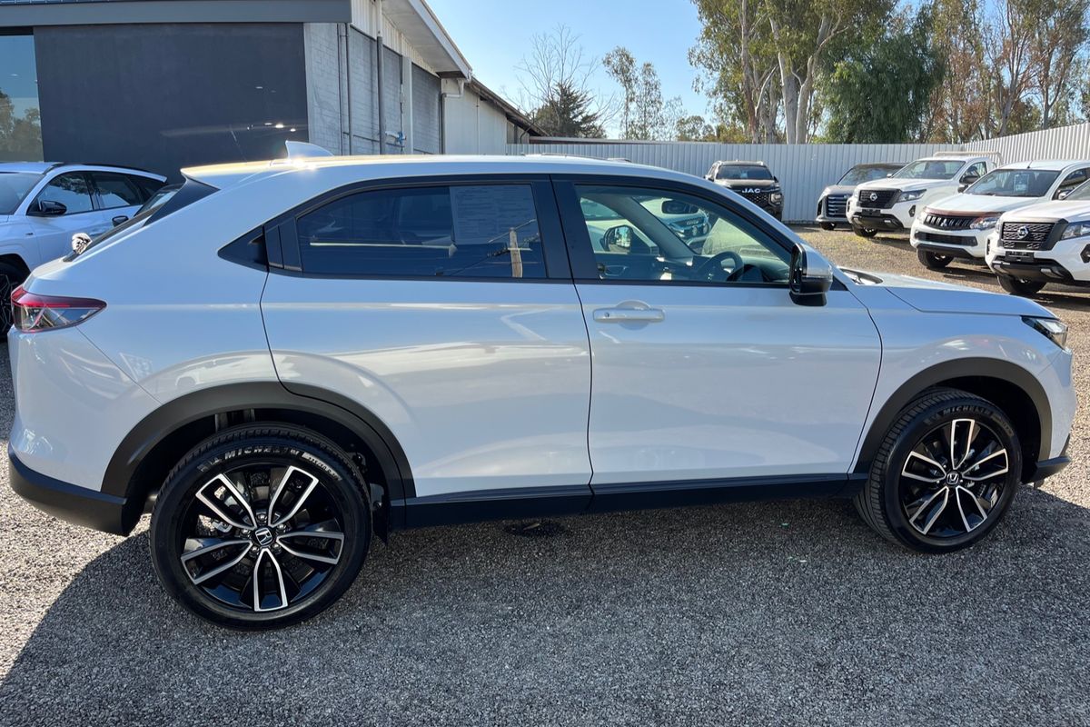 2023 Honda HR-V Vi X