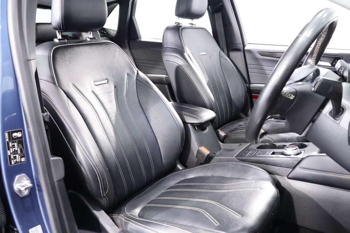 2021 Ford Escape Vignale ZH