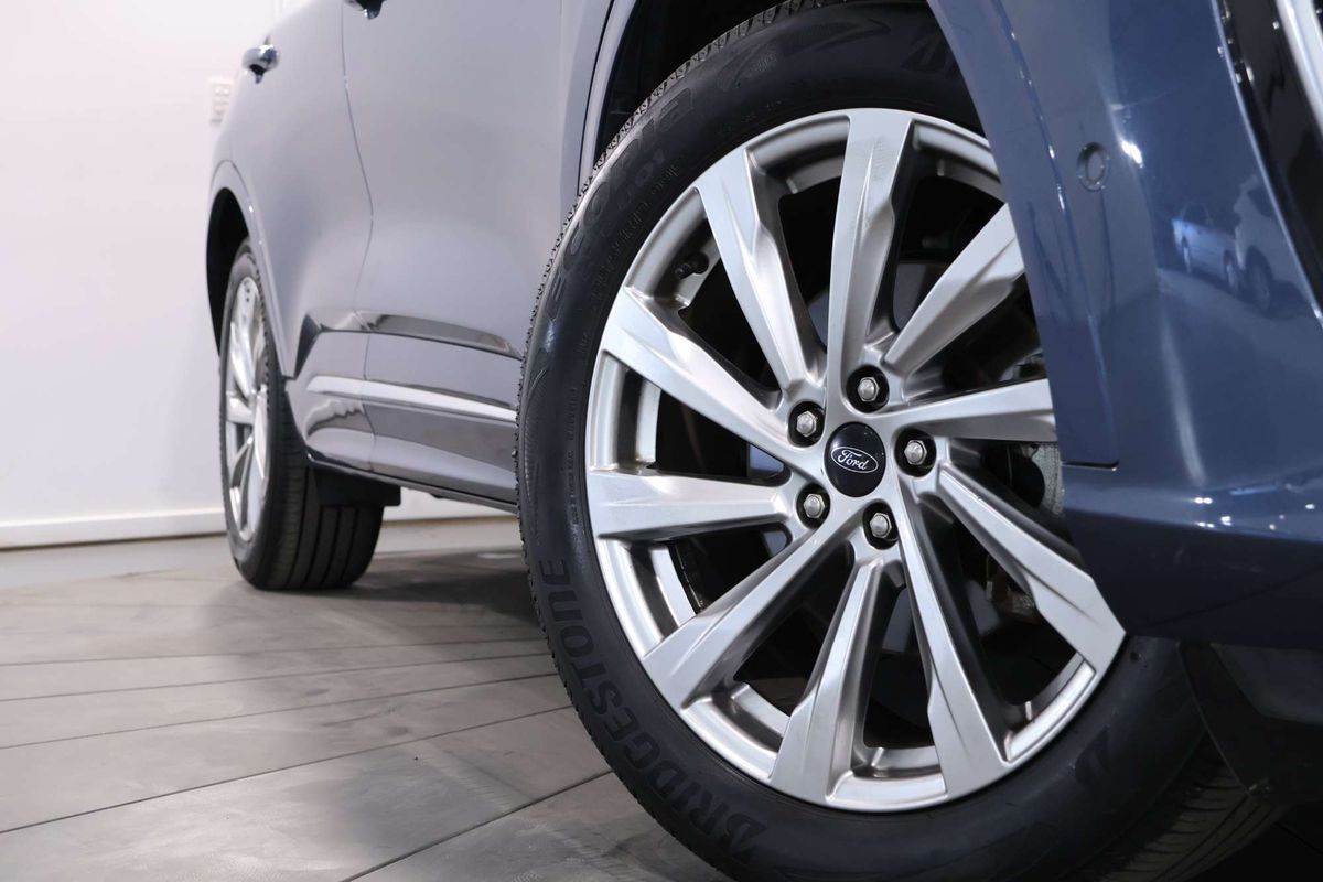 2021 Ford Escape Vignale ZH