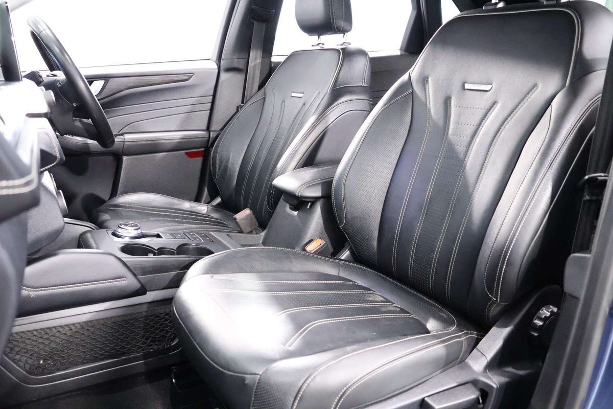 2021 Ford Escape Vignale ZH