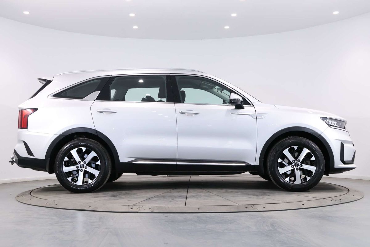 2022 Kia Sorento Sport MQ4