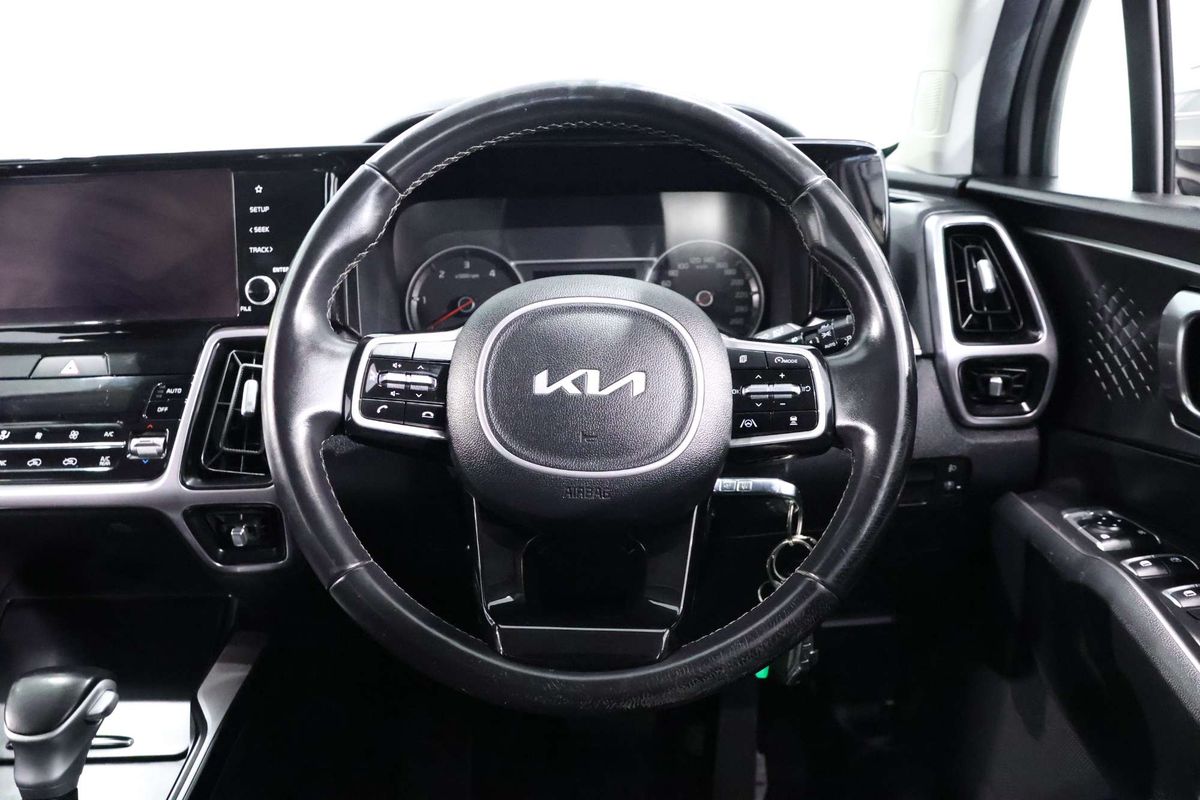 2022 Kia Sorento Sport MQ4