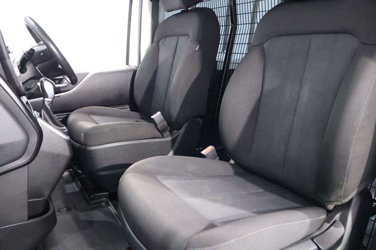 2022 Hyundai STARIA LOAD US4.V1