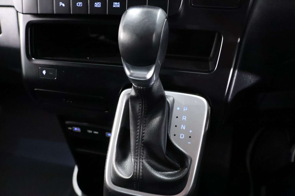 2022 Hyundai STARIA LOAD US4.V1