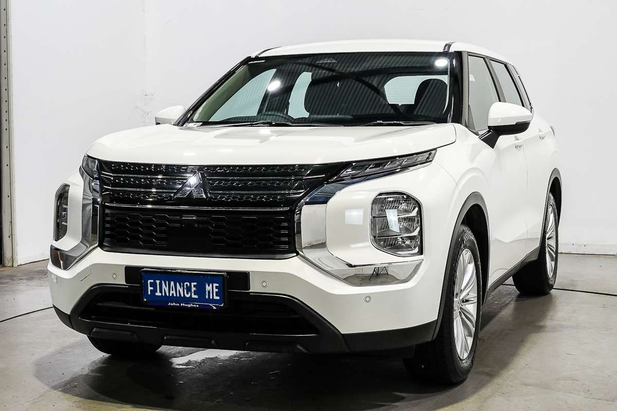 2024 Mitsubishi Outlander ES ZM