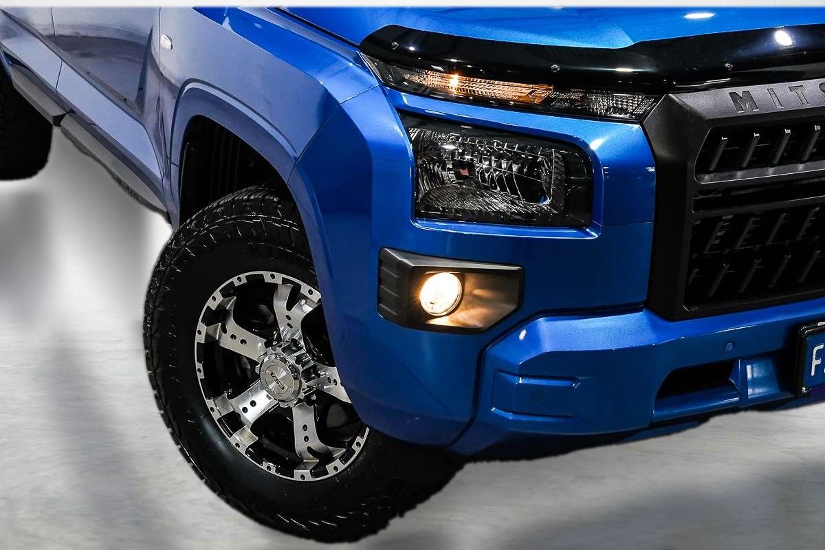 2025 Mitsubishi Triton GLX-R MV 4X4