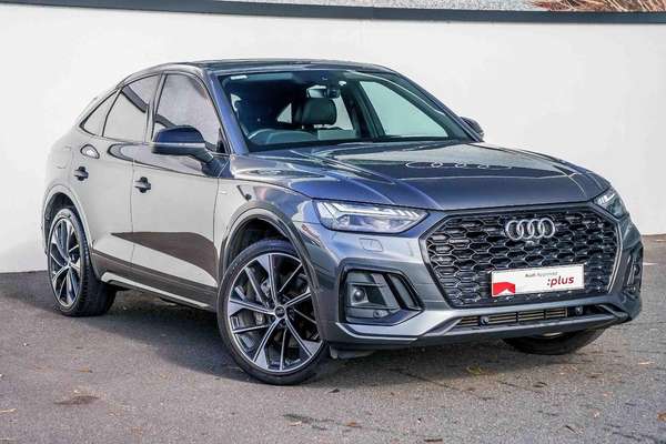 2022 Audi Q5 45 TFSI S line FY