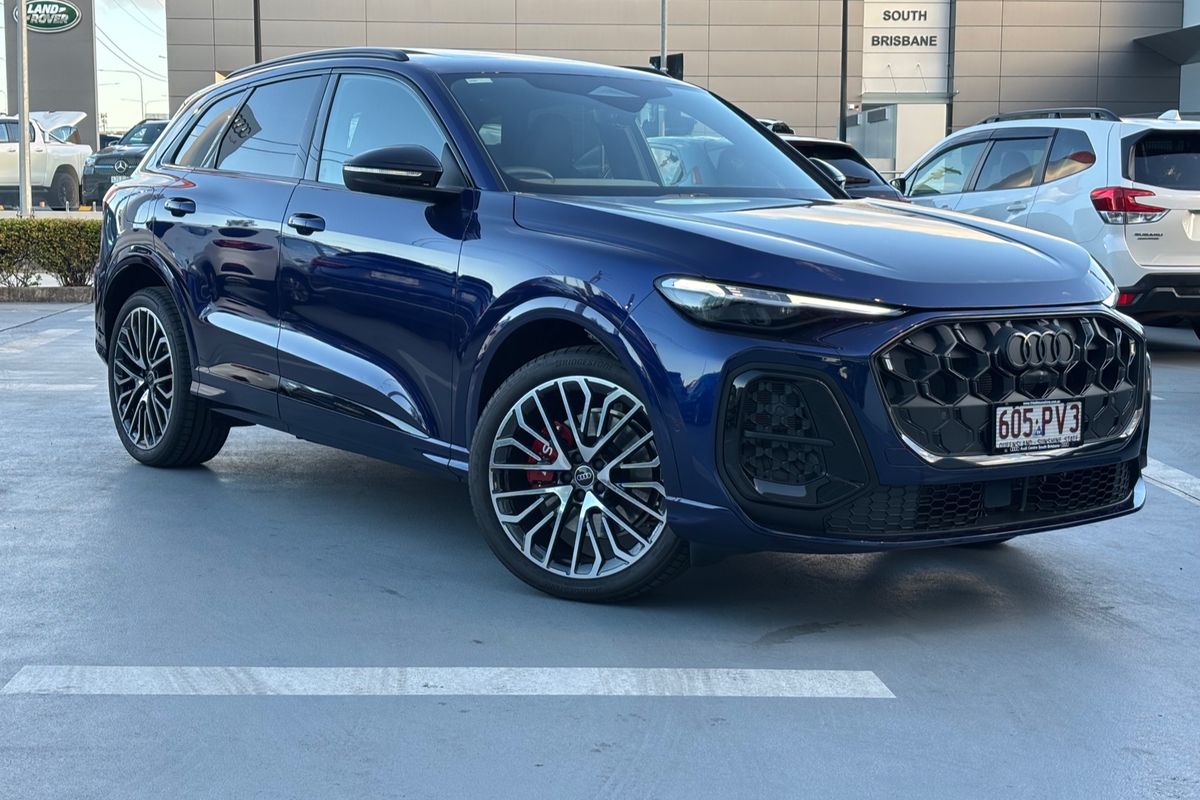 2025 Audi SQ5 TFSI FY
