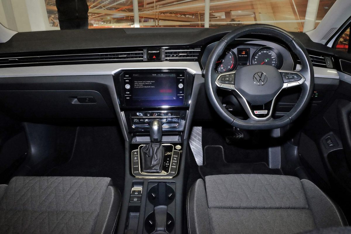 2023 Volkswagen Passat 206TSI Proline B8 image 8