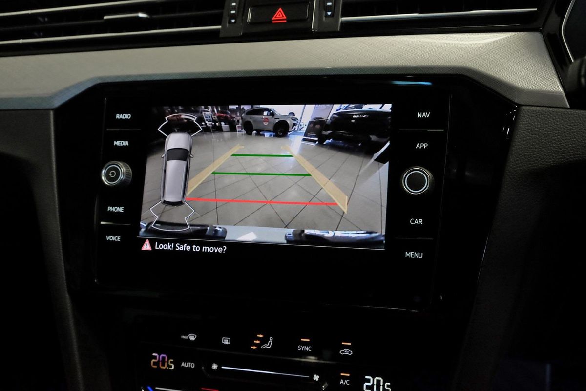 2023 Volkswagen Passat 206TSI Proline B8 image 13