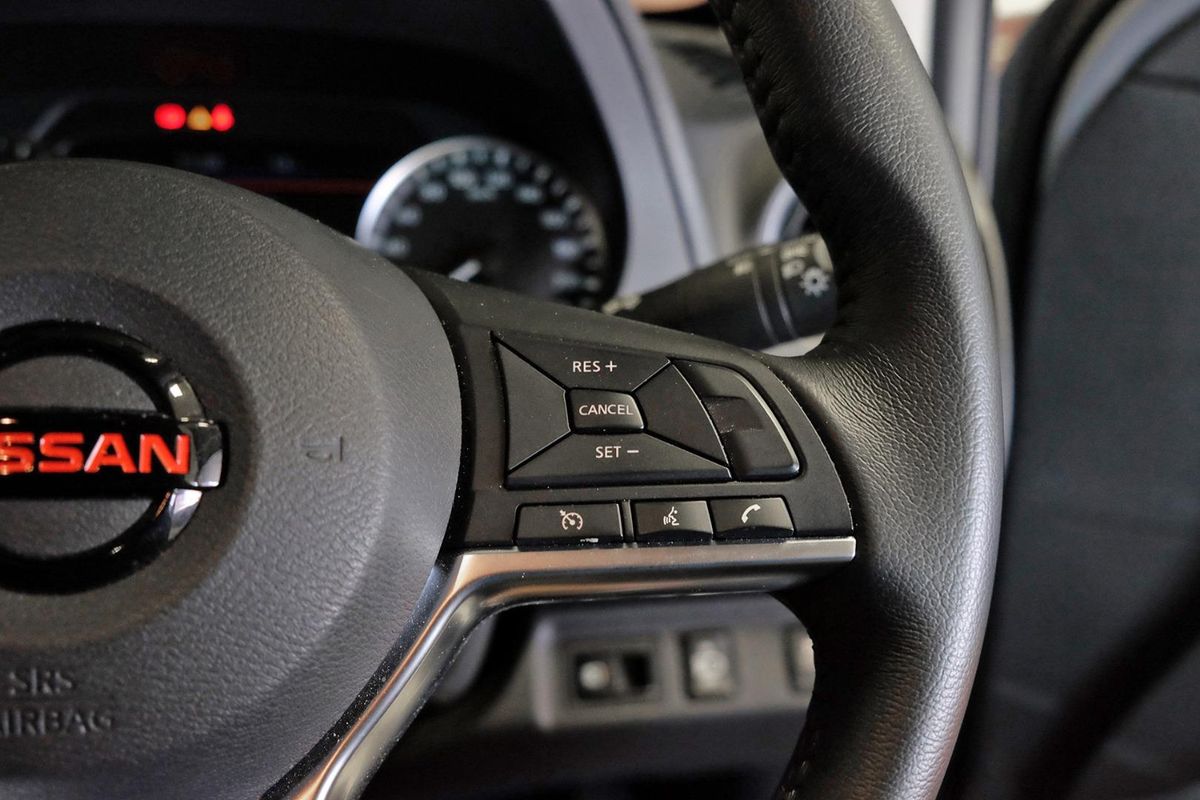 2024 Nissan Navara PRO-4X Warrior D23 4X4 image 16