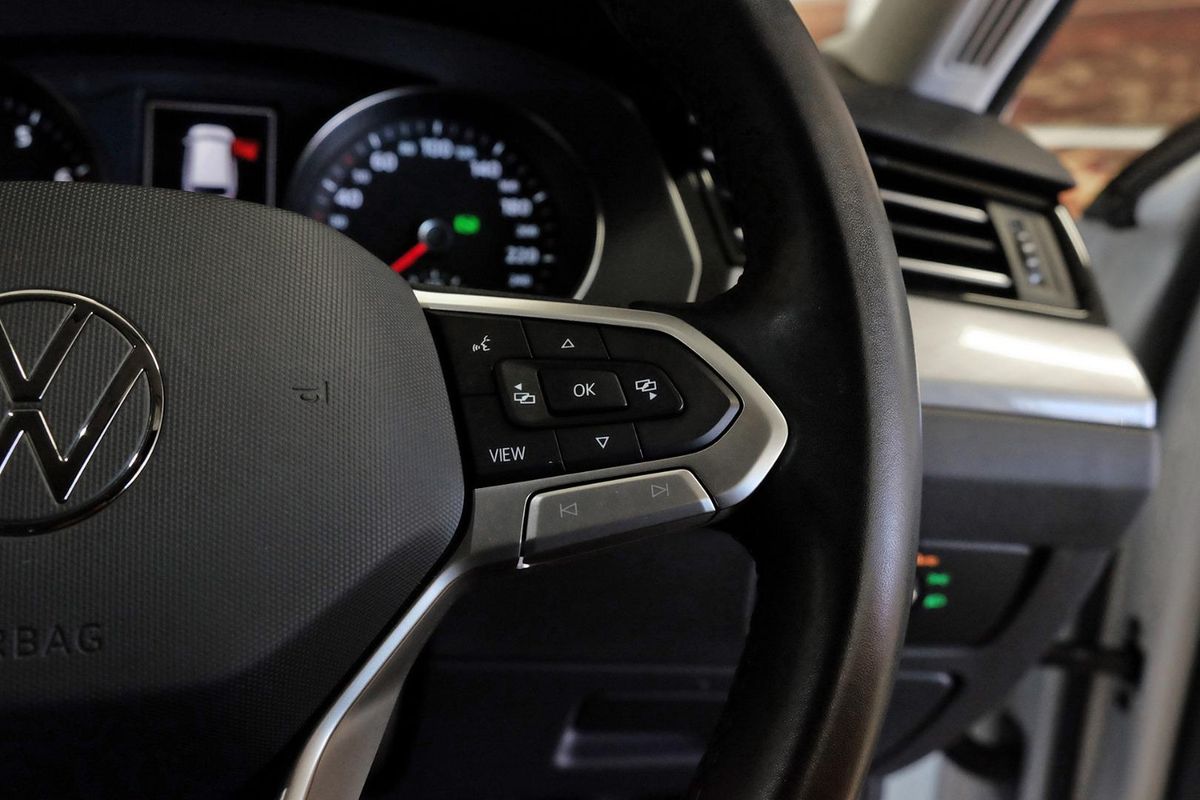 2023 Volkswagen Passat 206TSI Proline B8 image 16