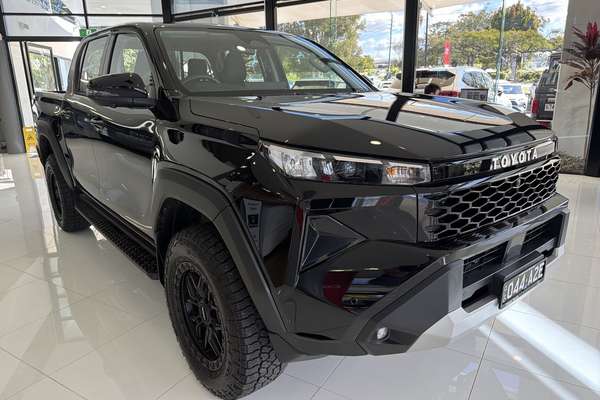 2025 Toyota Hilux SR 48V GUN227R 4X4