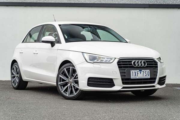 2015 Audi A1 8X