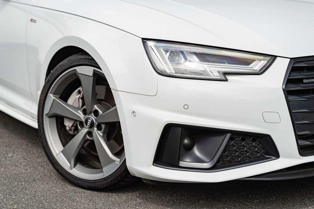 2019 Audi A4 45 TFSI S line B9
