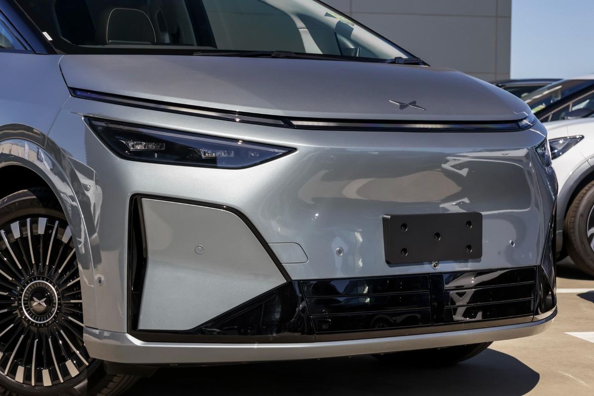 2026 XPENG X9 Standard Range