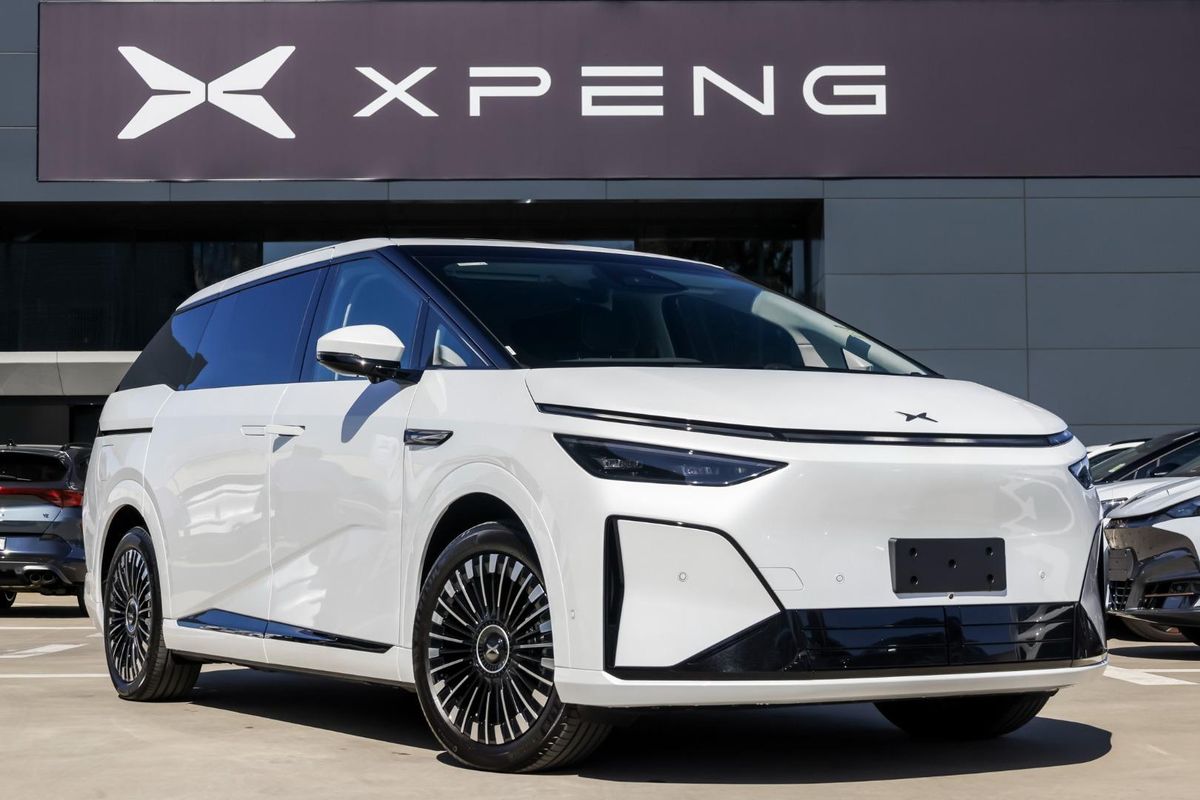 2026 XPENG X9 Standard Range
