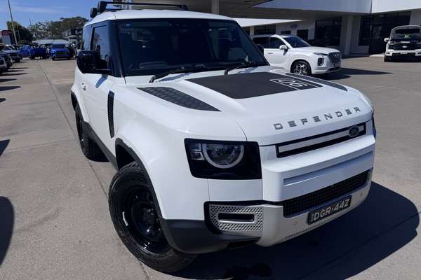 2021 Land Rover Defender 90 P300 S L663