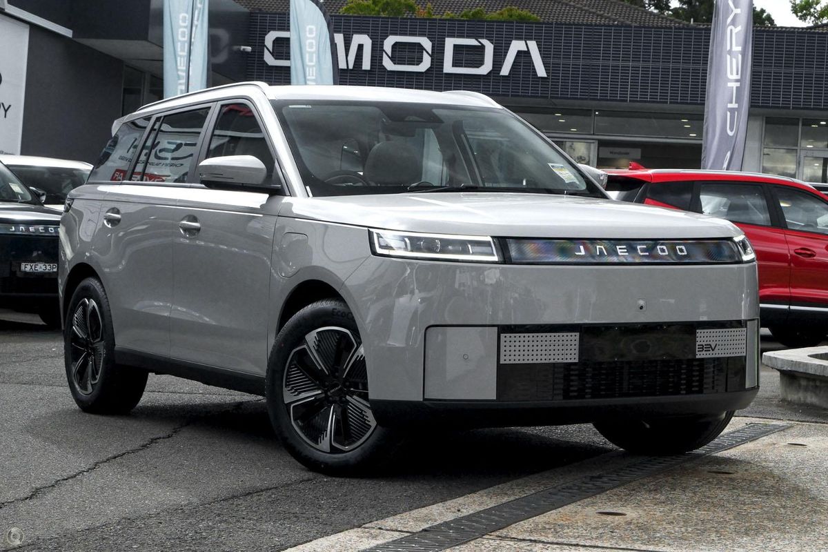 2026 OMODA JAECOO J5 EV Summit