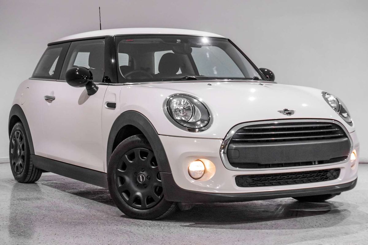 2017 MINI Hatch Cooper F56