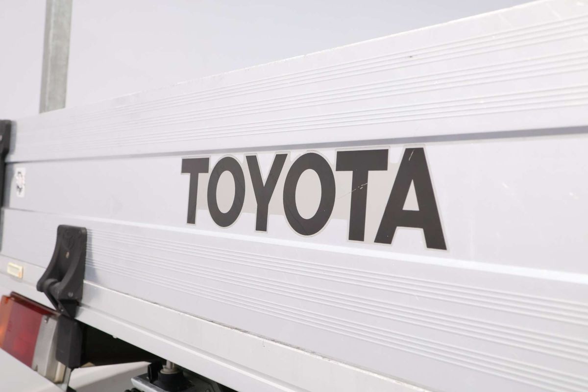 2018 Toyota Hilux Workmate GUN122R Rear Wheel Drive