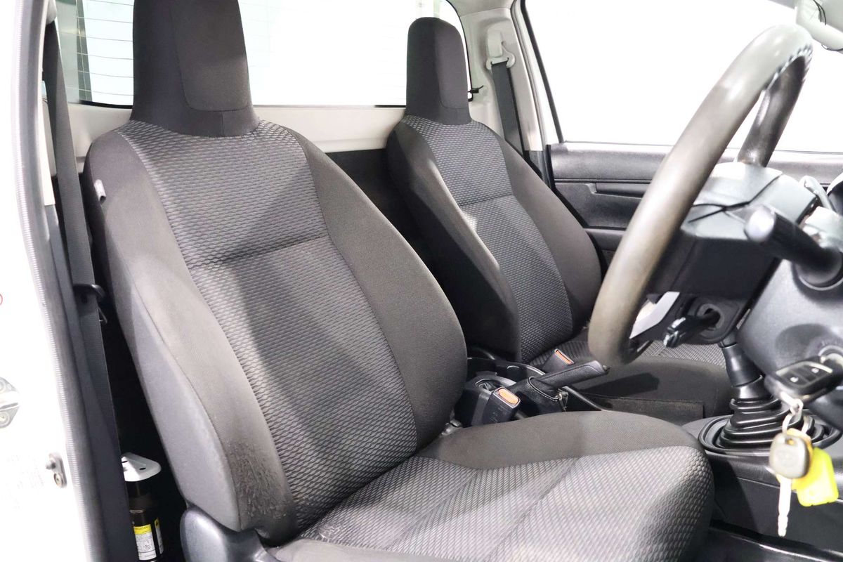 2018 Toyota Hilux Workmate GUN122R Rear Wheel Drive