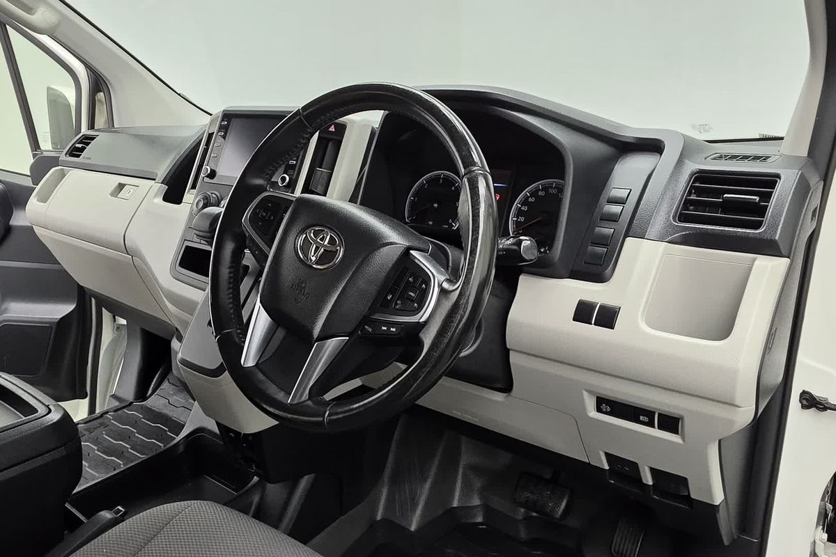 2022 Toyota Hiace GDH300R LWB
