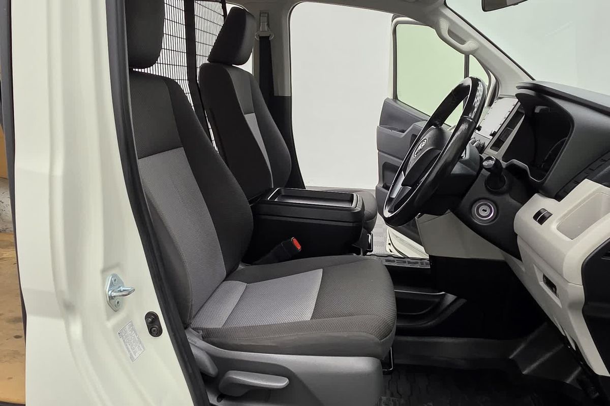 2022 Toyota Hiace GDH300R LWB