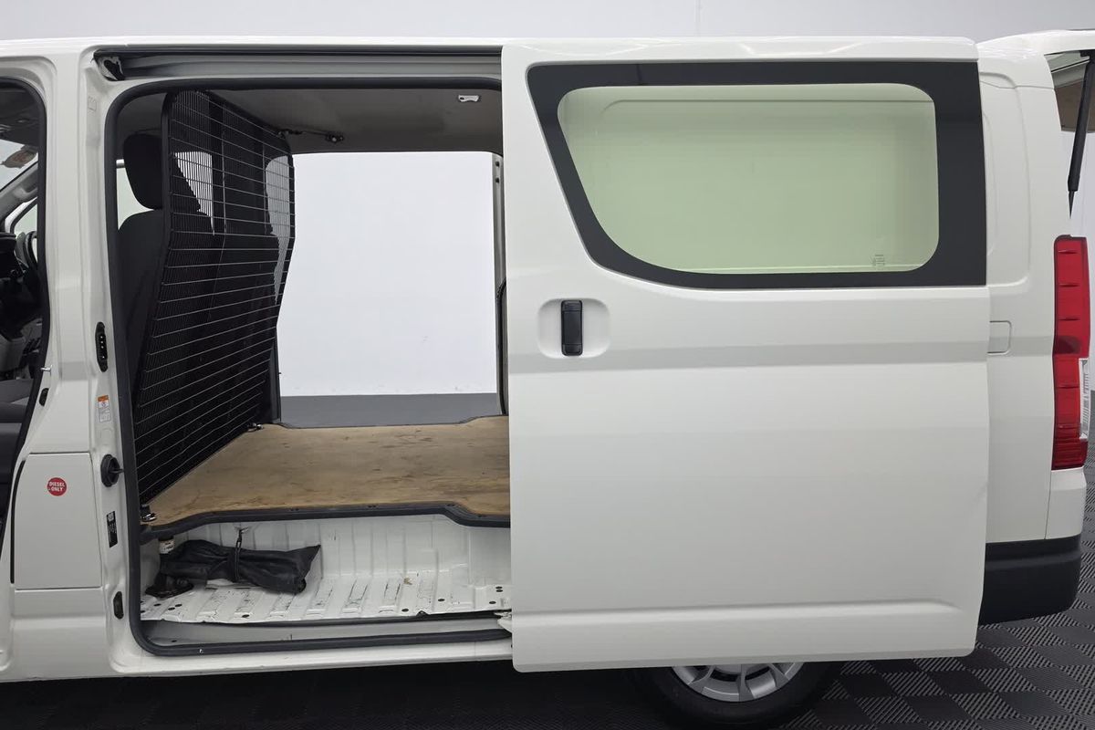 2022 Toyota Hiace GDH300R LWB