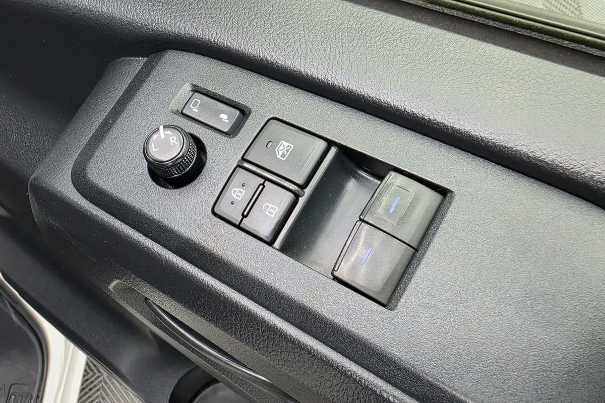 2022 Toyota Hiace GDH300R LWB