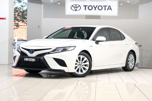 2020 Toyota Camry Ascent Sport AXVH70R