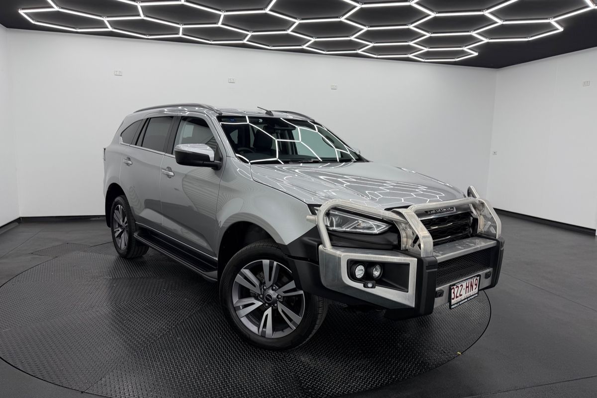 2023 Isuzu MU-X LS-T