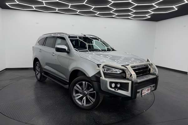 2023 Isuzu MU-X LS-T