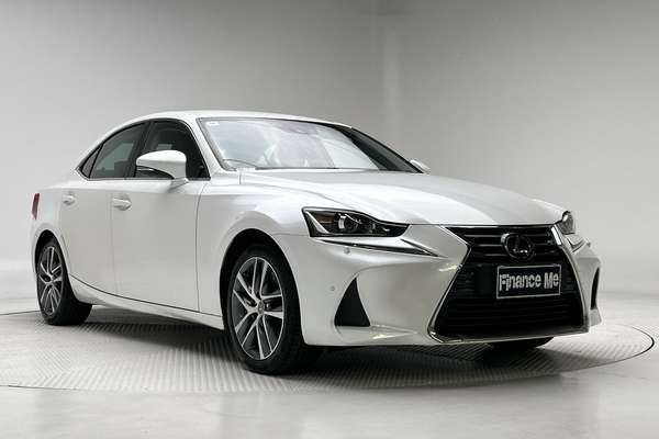 2017 Lexus IS IS200t Luxury ASE30R