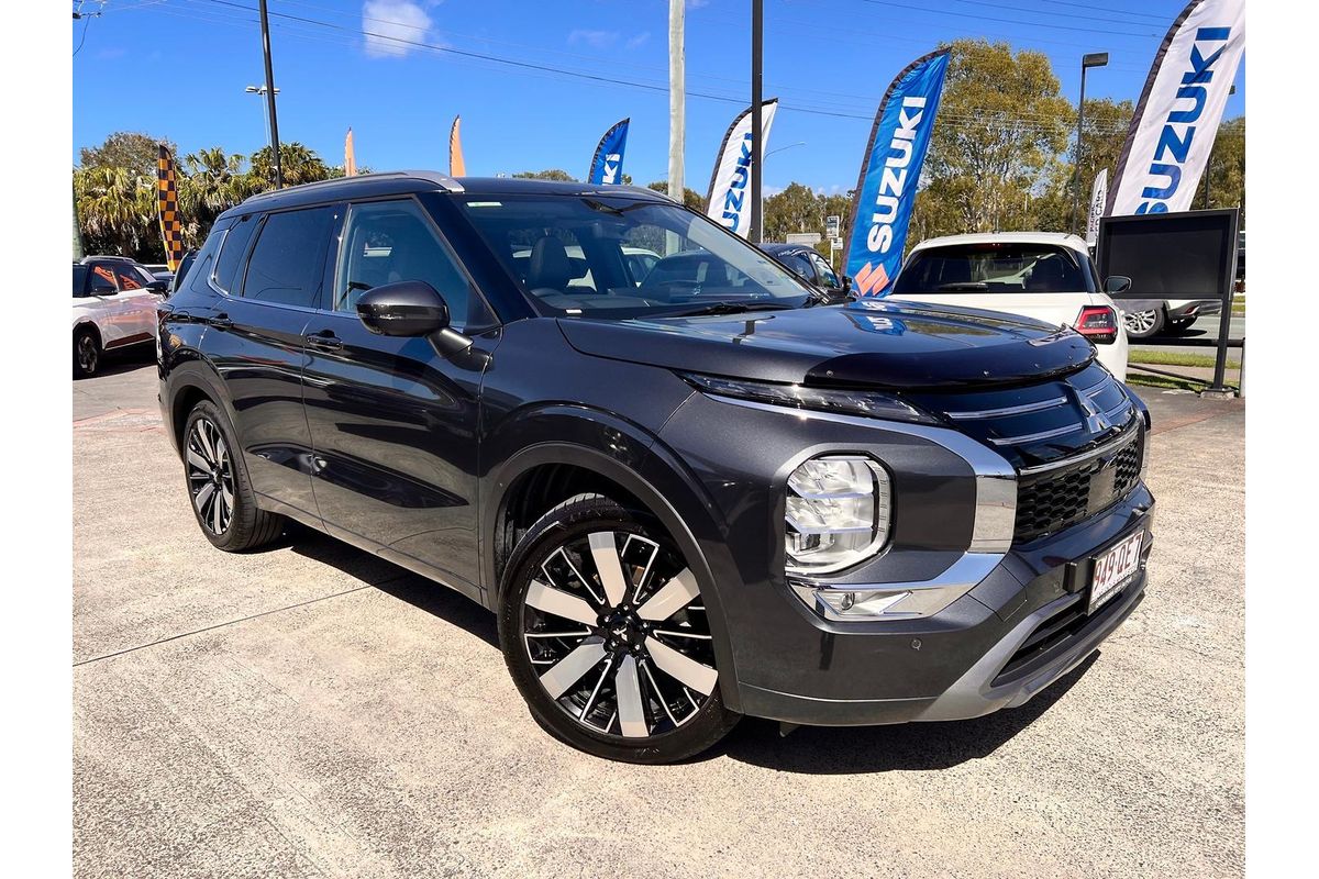 2025 Mitsubishi Outlander Exceed ZM