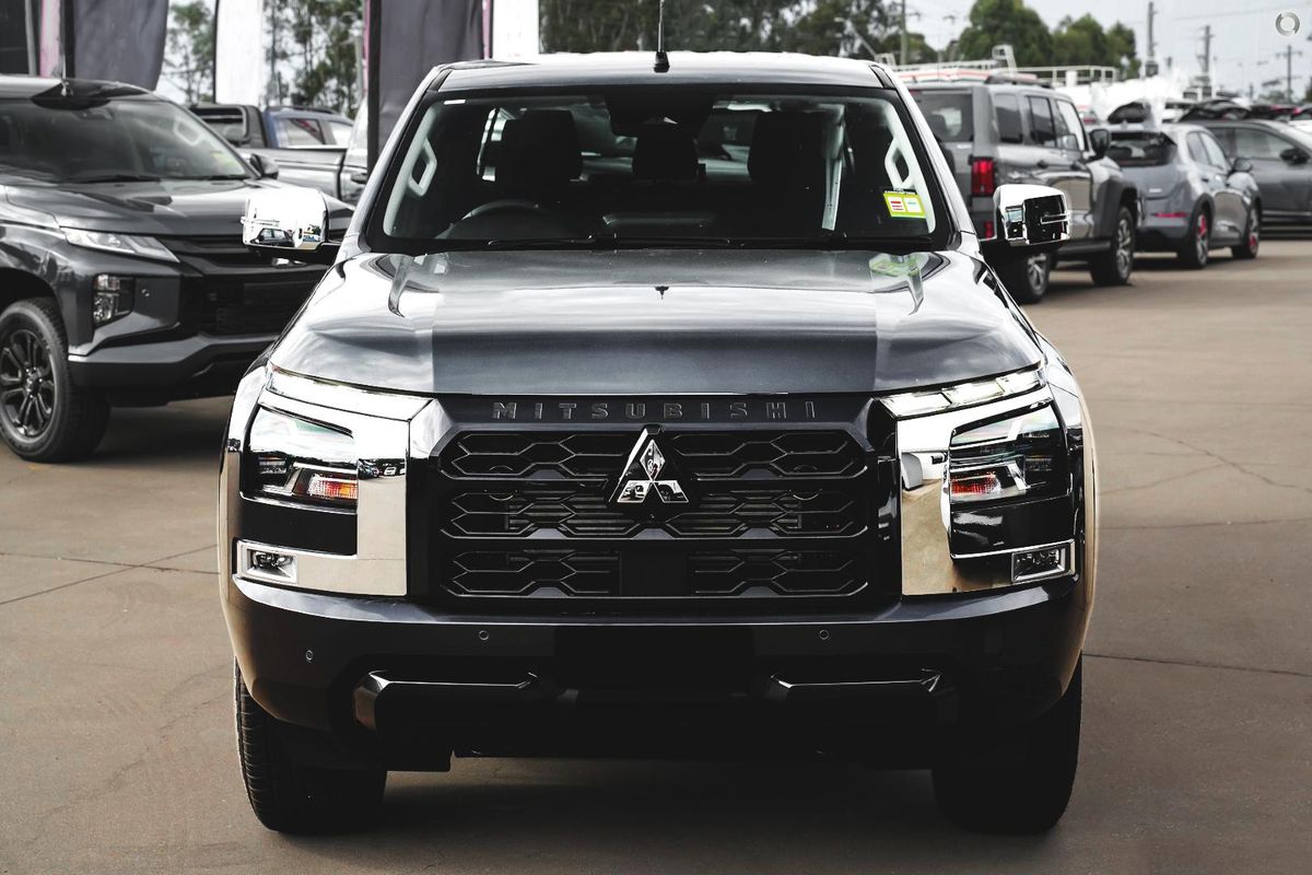 2025 Mitsubishi Triton GLS MV 4X4