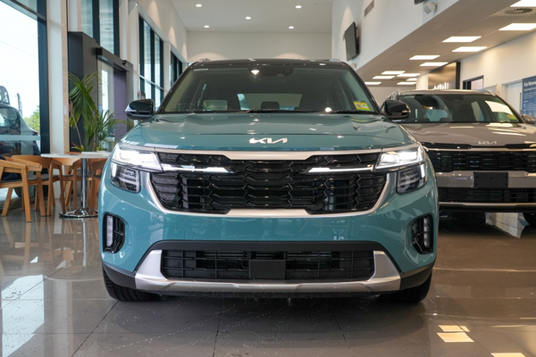 2025 Kia Seltos GT-Line SP2 PE thumb-2