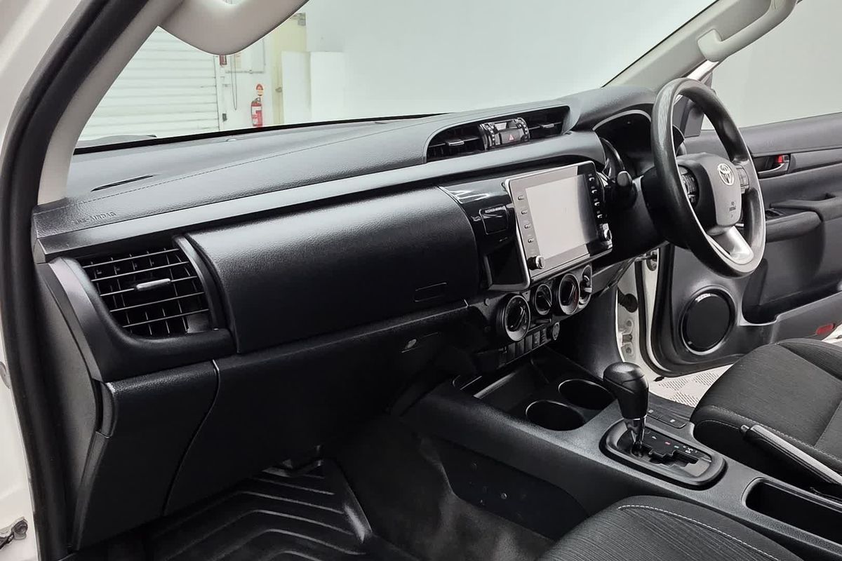 2023 Toyota Hilux SR GUN126R 4X4
