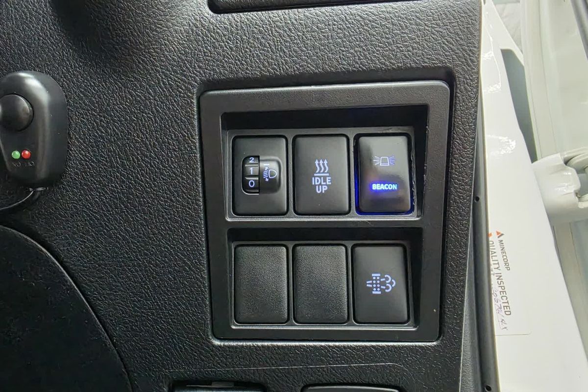 2023 Toyota Hilux SR GUN126R 4X4