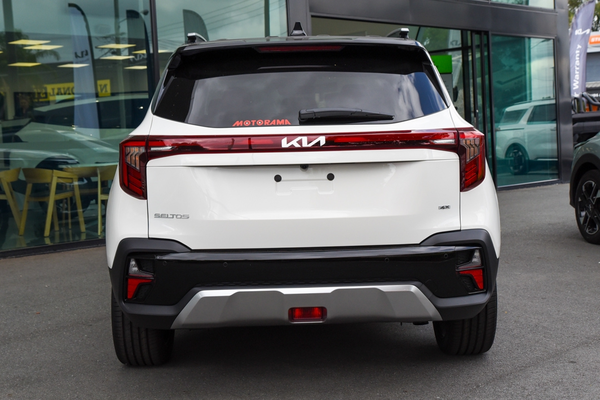 2025 Kia Seltos GT-Line SP2 PE thumb-6