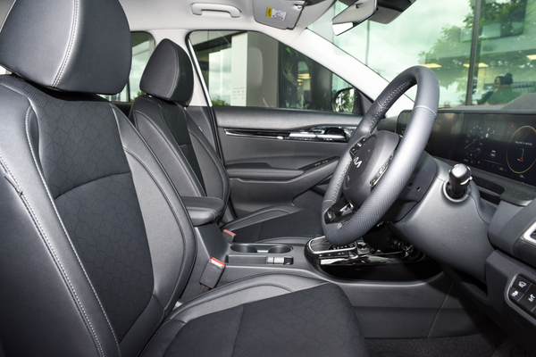 2025 Kia Seltos GT-Line SP2 PE thumb-9
