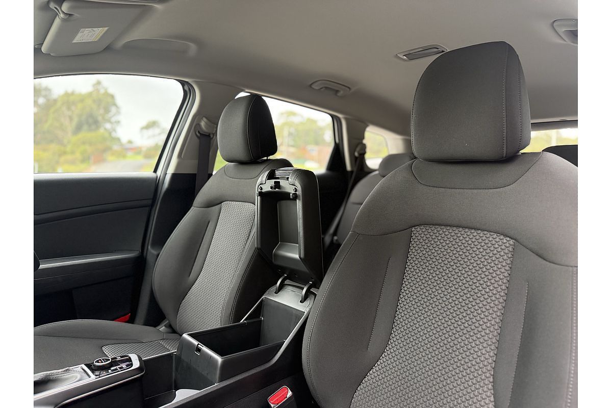 2025 Kia Sportage S NQ5