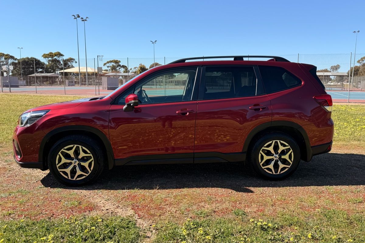 2020 Subaru Forester 2.5i S5