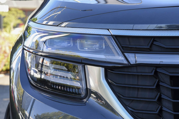 2025 Kia Seltos GT-Line SP2 PE thumb-1