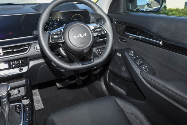 2025 Kia Seltos GT-Line SP2 PE thumb-17