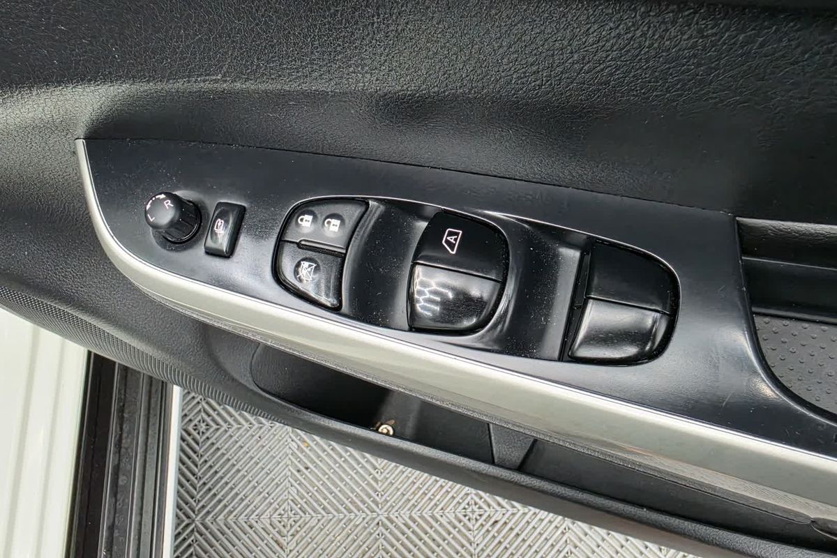 2016 Nissan Navara ST-X D23 4X4