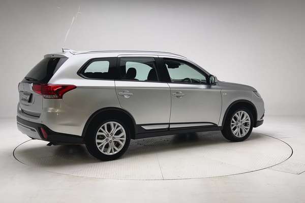 2019 Mitsubishi Outlander ES ADAS ZL thumb-2